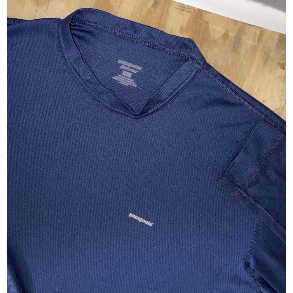 Patagonia Men's Performance Base Layer Capilene Mid Weight Shirt‎ Navy Large VTG